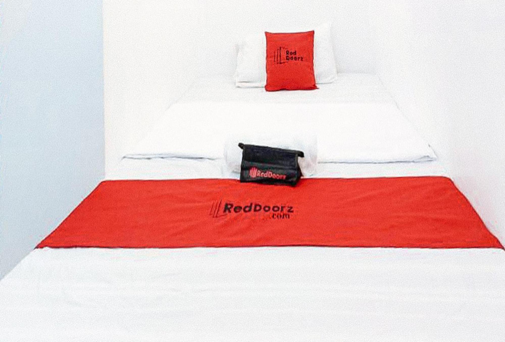 Reddoorz At San Antonio Binan Laguna ภายนอก รูปภาพ